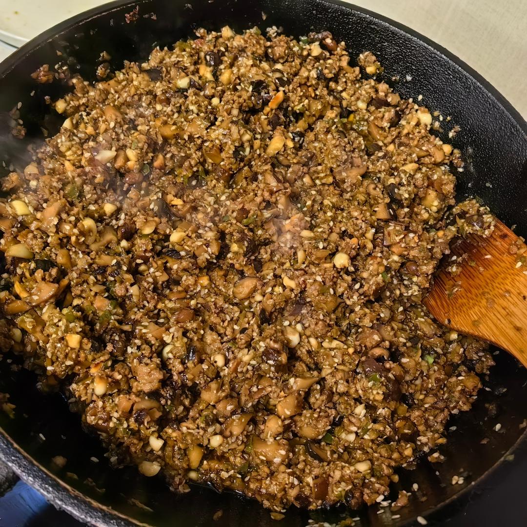 蒜香牛肉香菇辣酱