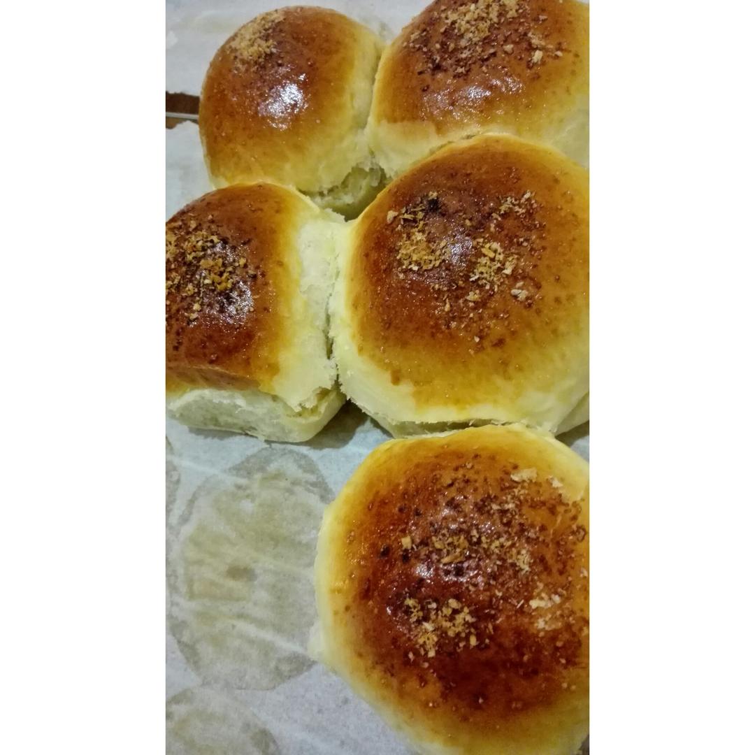 椰蓉奶酥面包