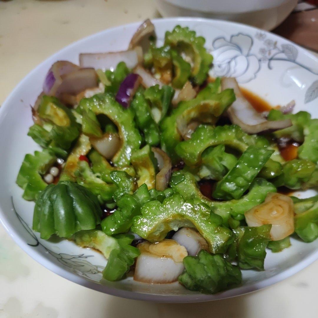 凉拌苦瓜（减脂肪，脆爽可口）