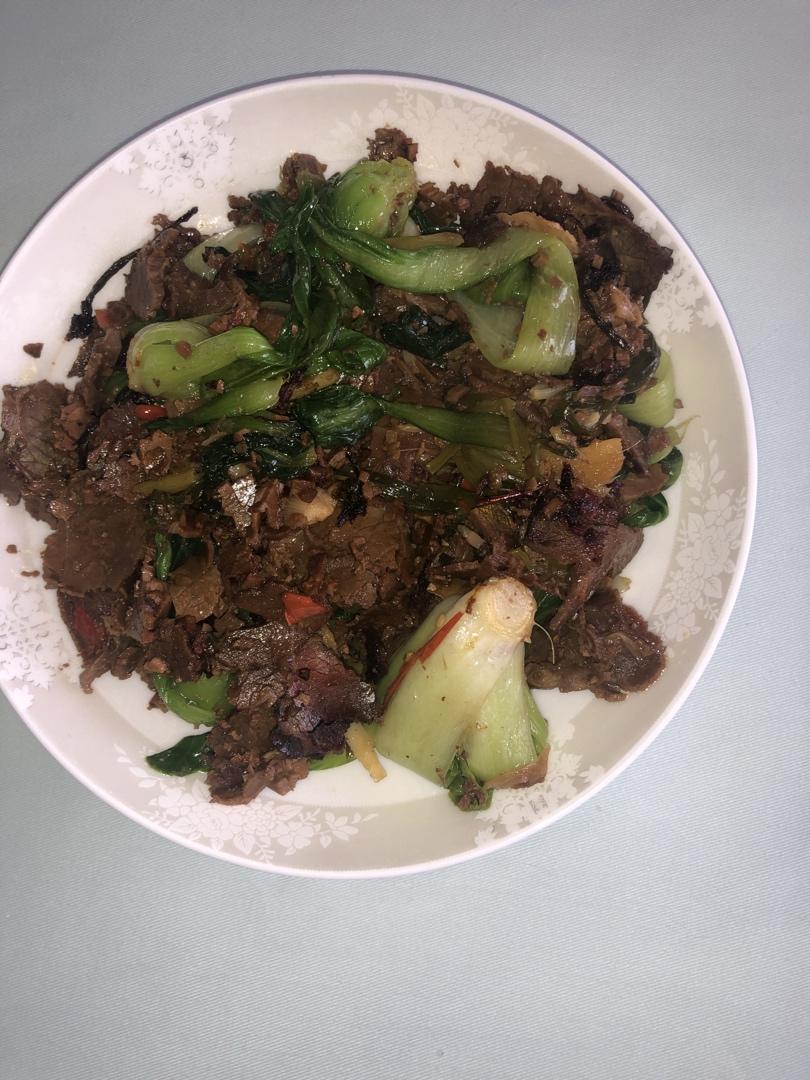 牛肉烧青菜