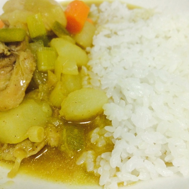 咖喱鸡肉饭