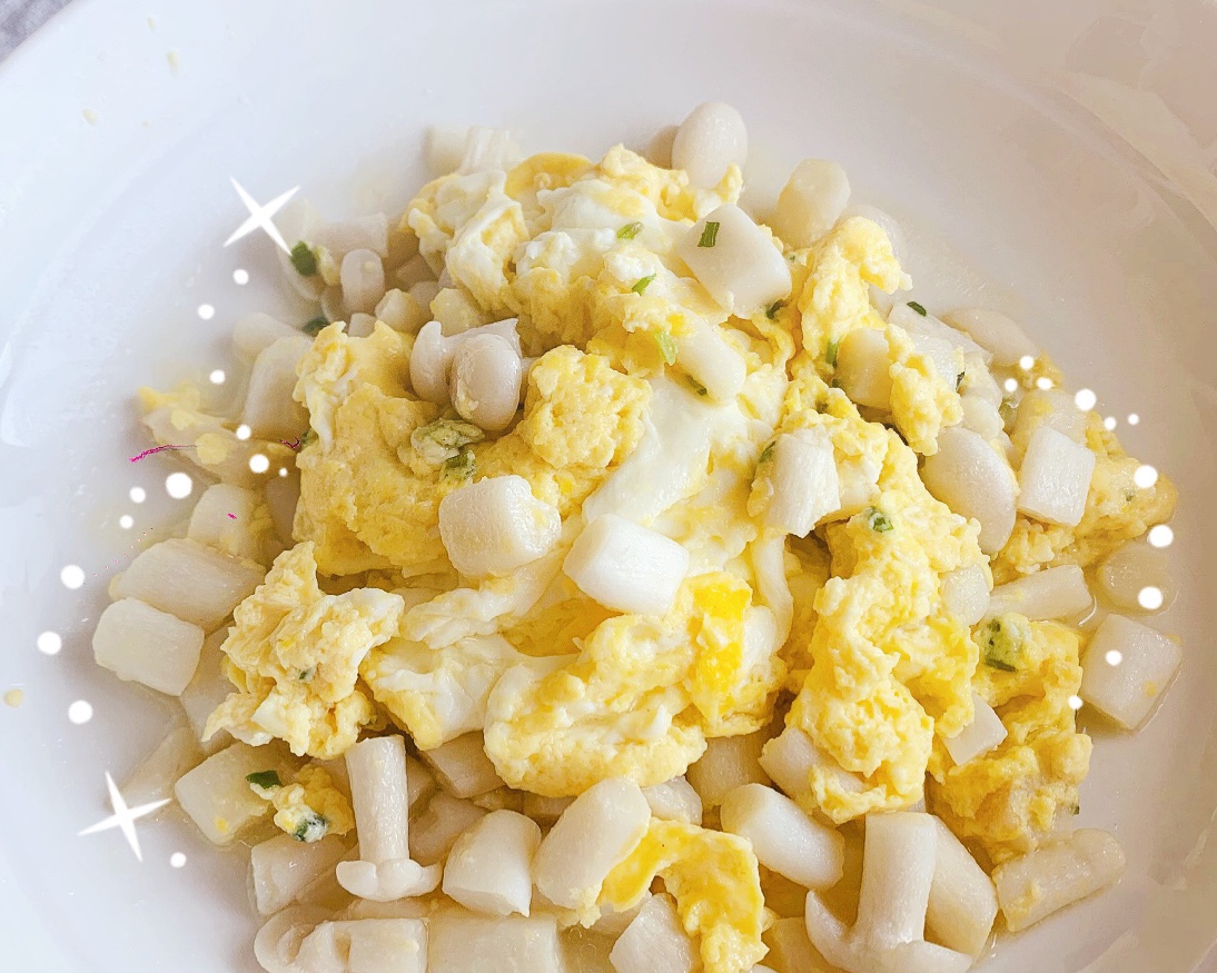 10分钟快手菜🥗滑蛋海鲜菇🍄营养好吃健康的做法
