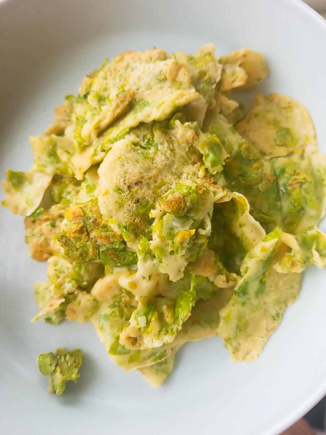 芹菜鸡蛋饼的做法
