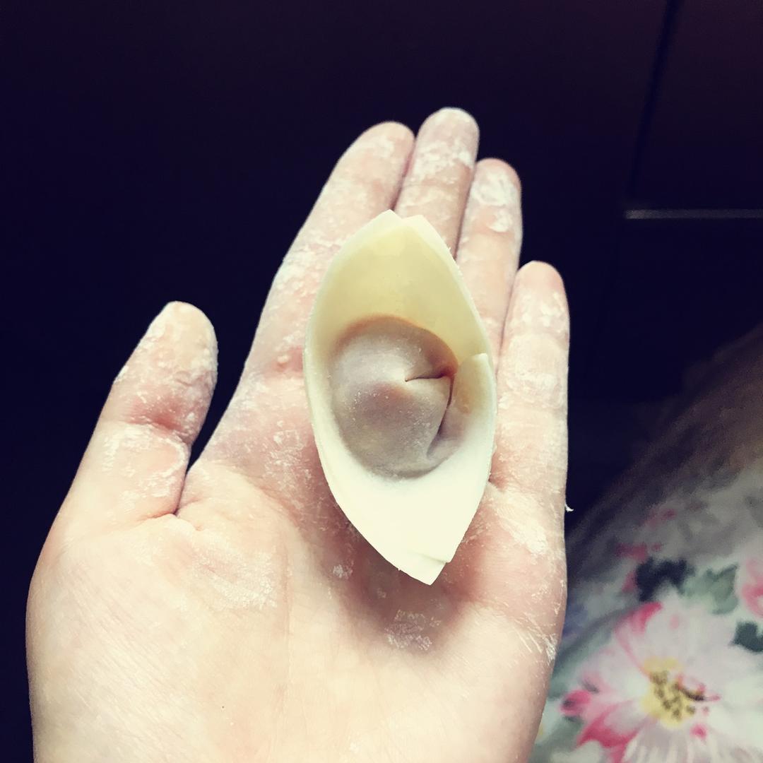元宝馄饨的包法