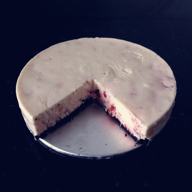 草莓果粒冻芝士蛋糕