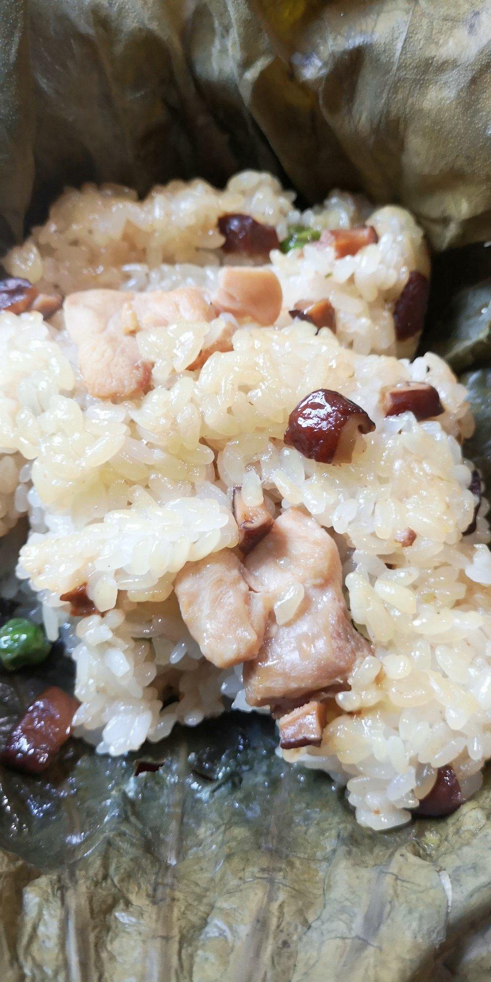 【荷香糯米鸡】