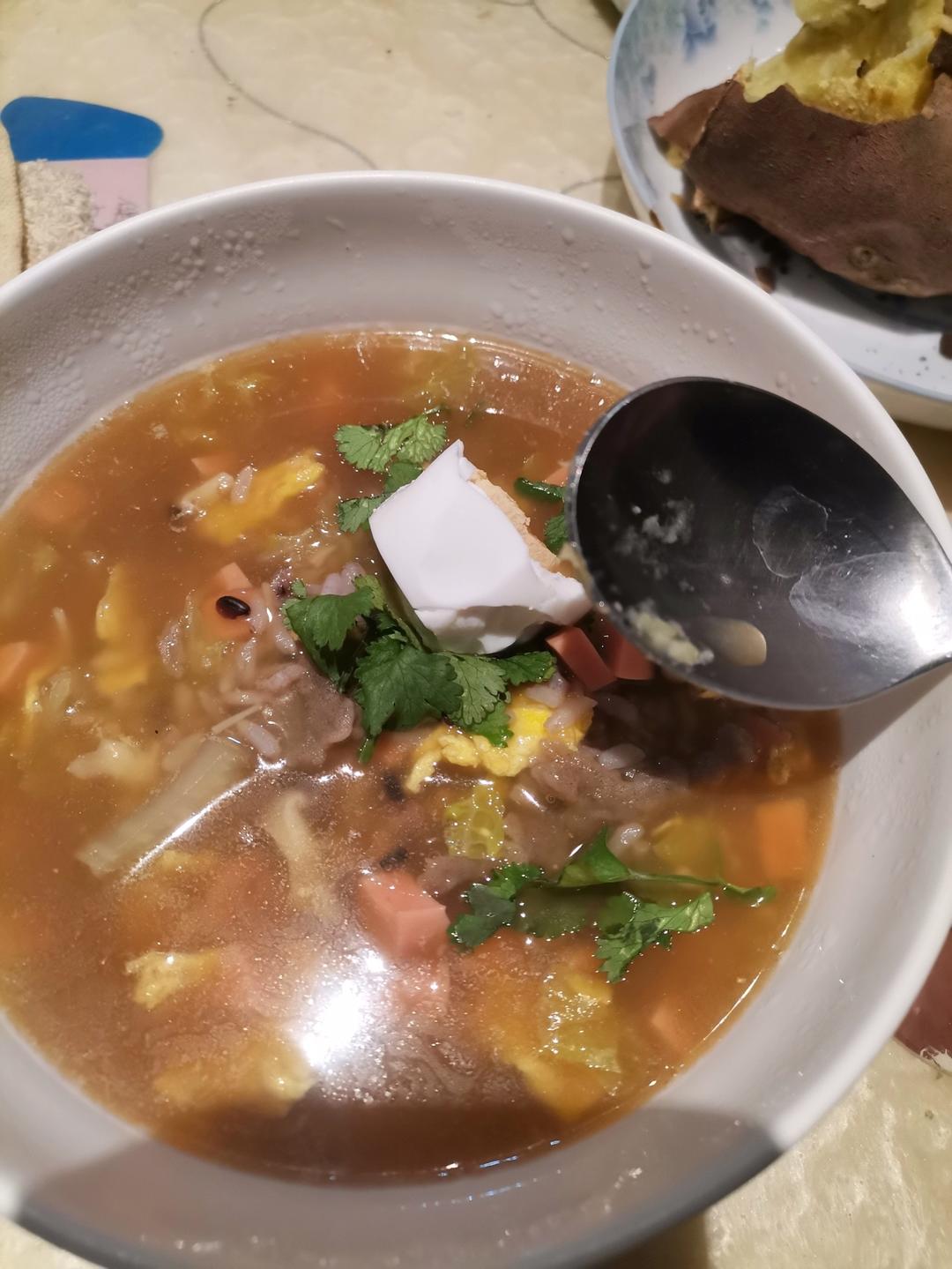 【白菜疙瘩汤】简单又营养的早晚餐
