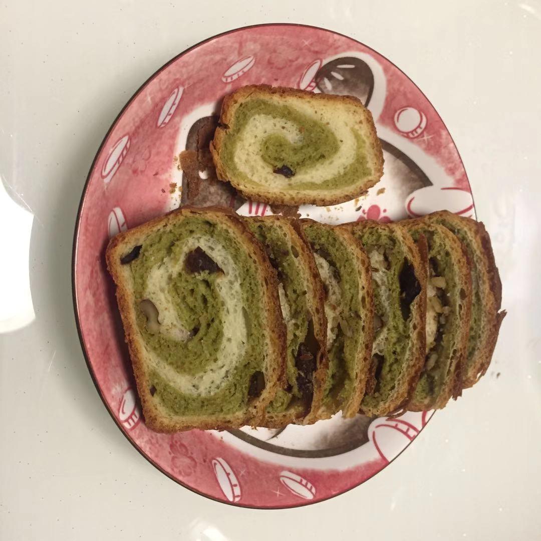 酸奶抹茶红豆吐司