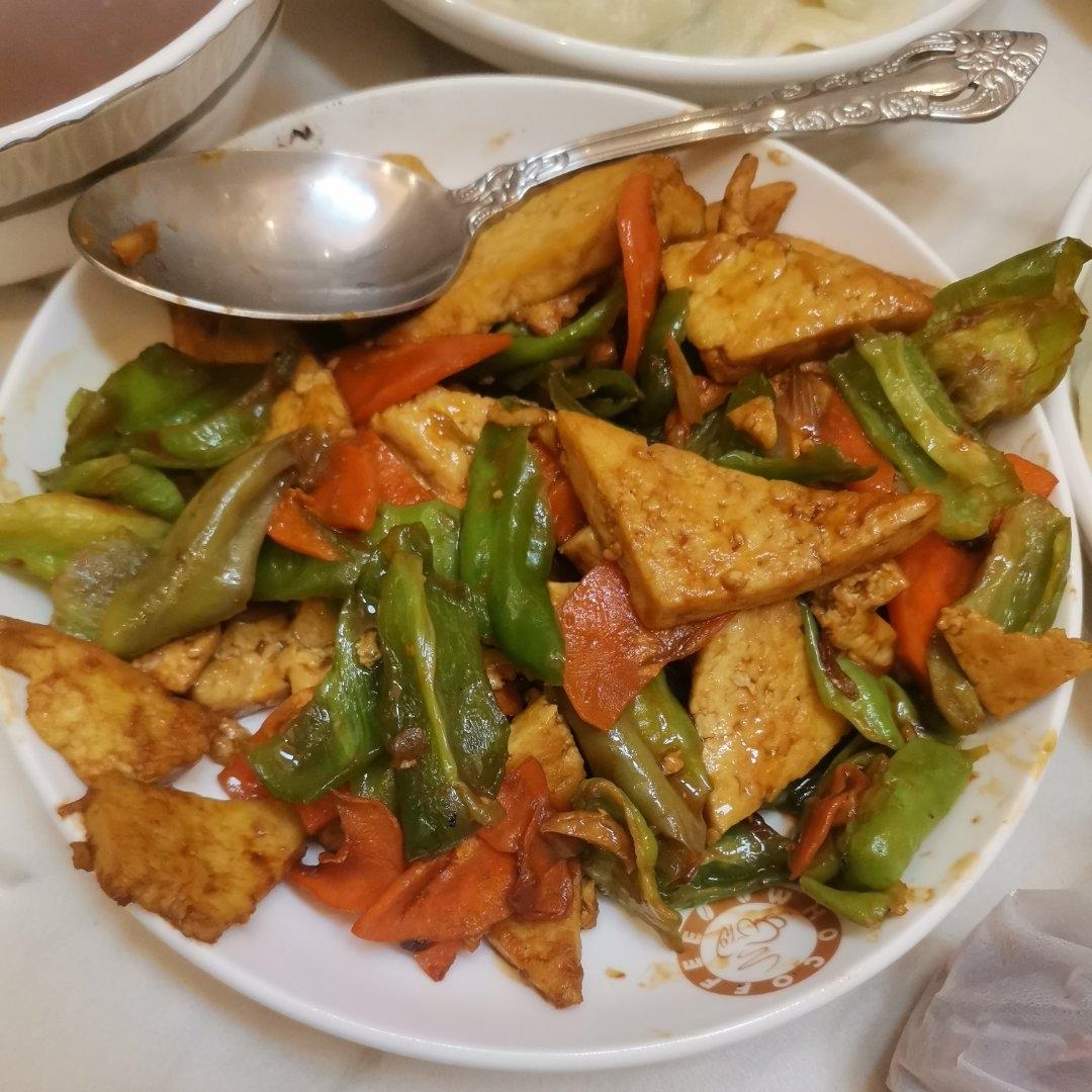 两分钟香煎青椒老豆腐