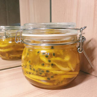 百香果柠檬冰糖蜂蜜