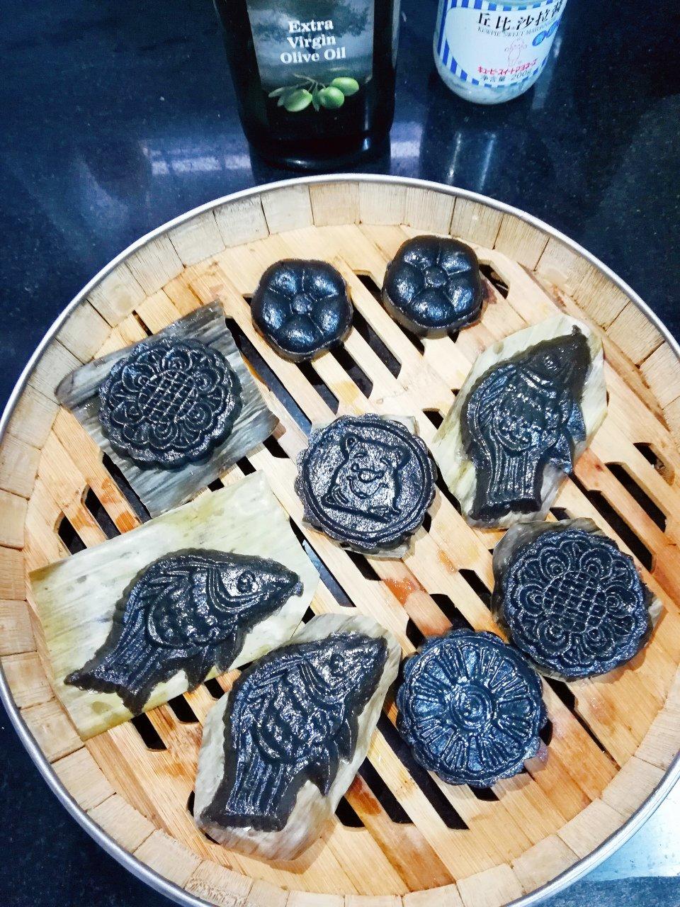 6zu2做的鸡屎藤饼q韧口感