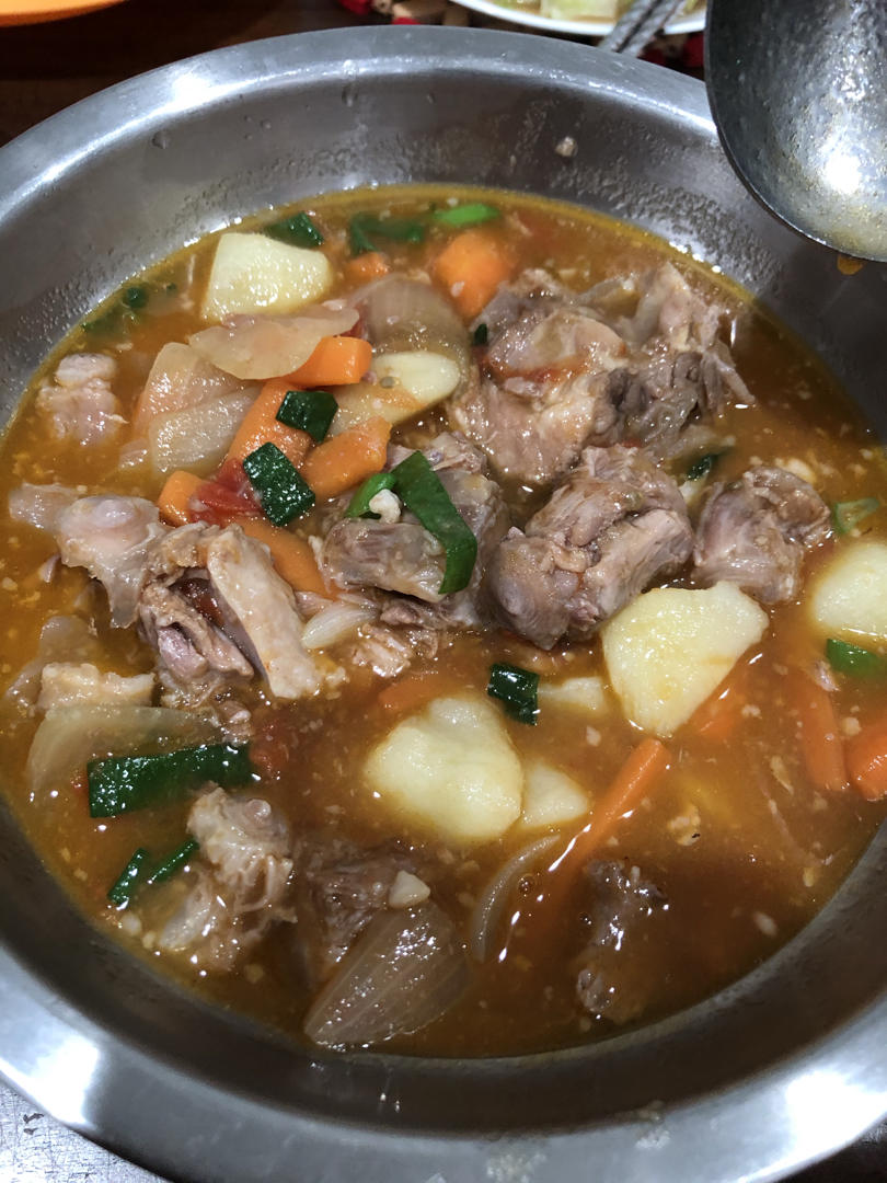 番茄土豆牛尾汤