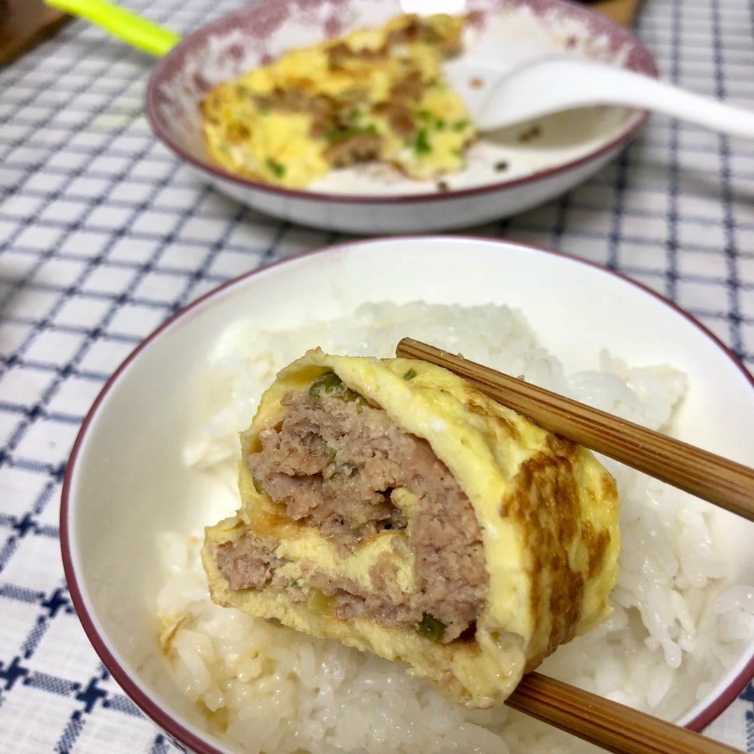葱香肉末鸡蛋卷