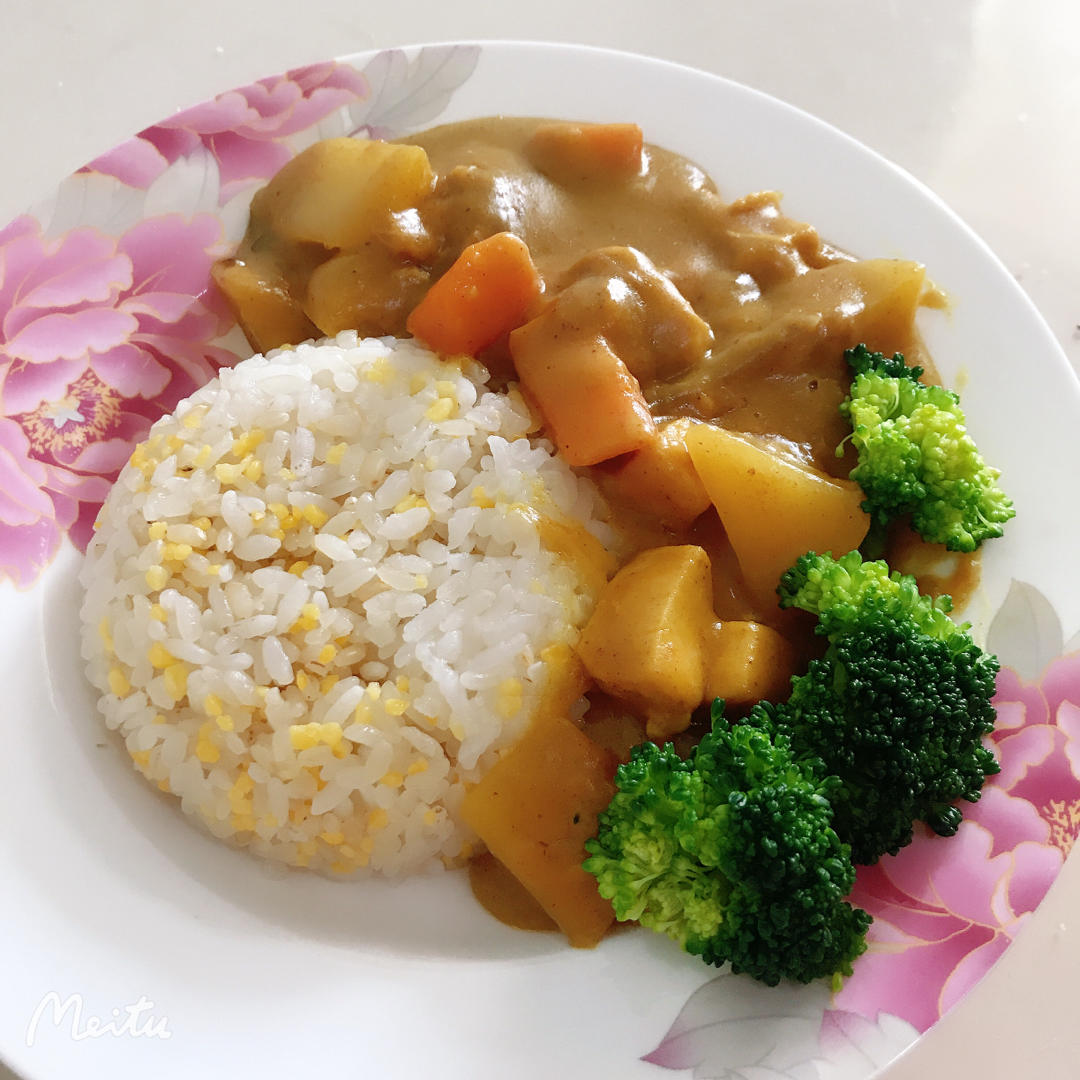 零失败日式咖喱鸡肉饭！！最正宗日本家庭做法！简单又好吃！