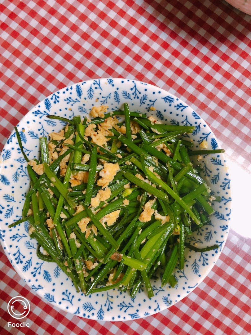 韭菜花炒鸡蛋