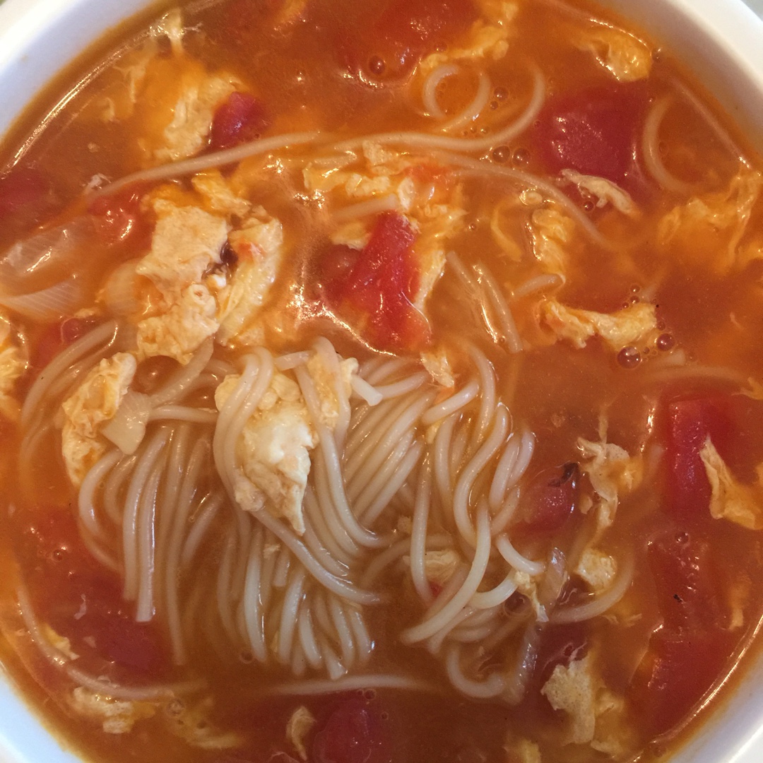 那时花开10做的西红柿鸡蛋挂面汤