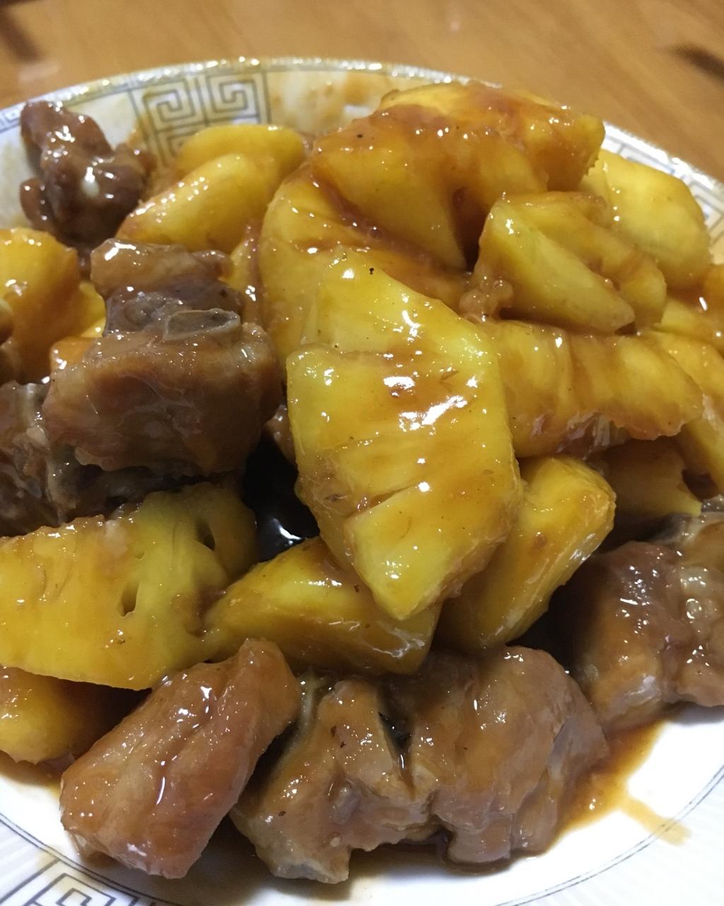 菠萝烧排骨