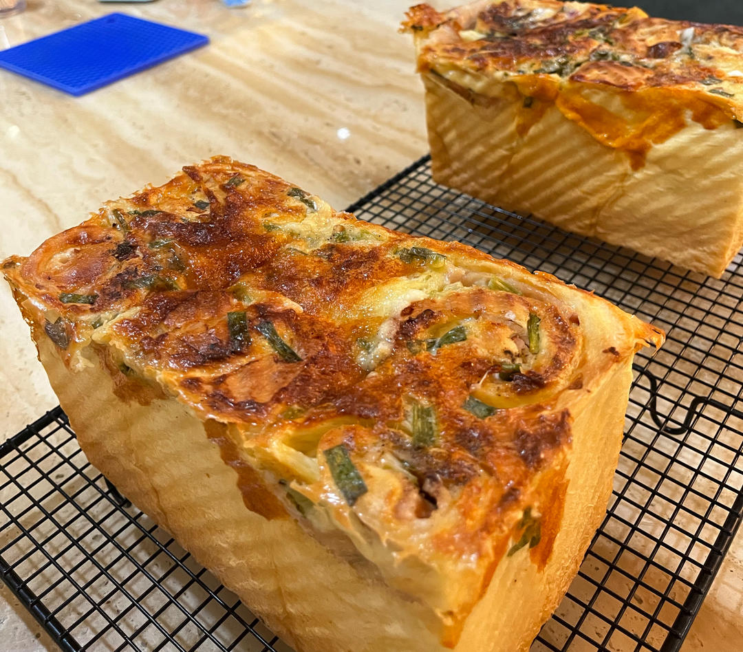 咸香芝士火腿吐司