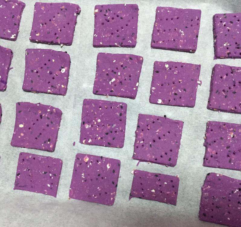 无油无糖的紫薯燕麦饼干