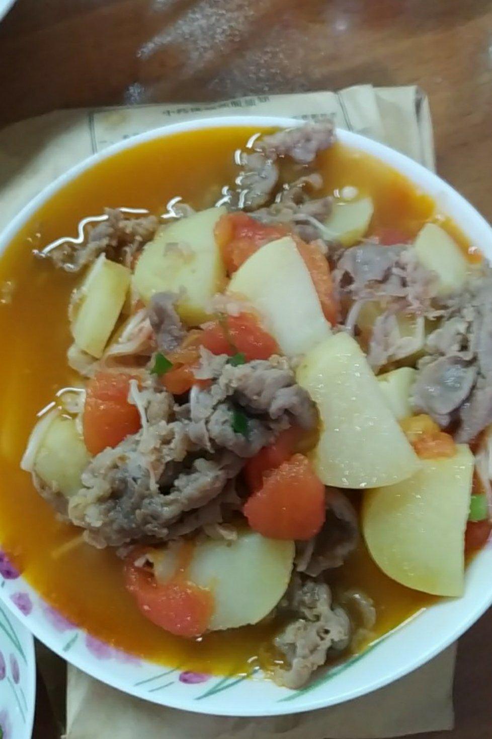 番茄土豆肥牛锅