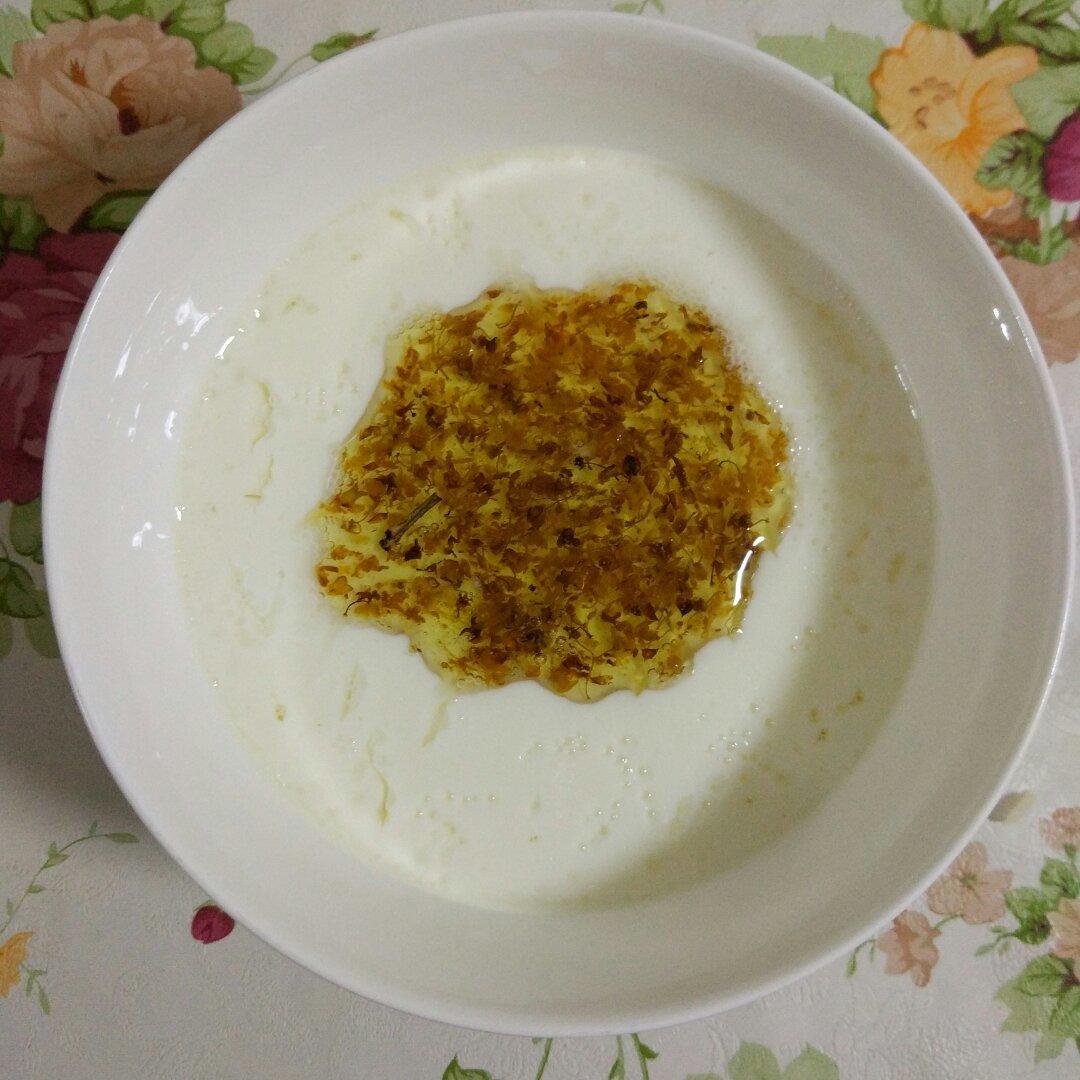 蜂蜜桂花炖奶