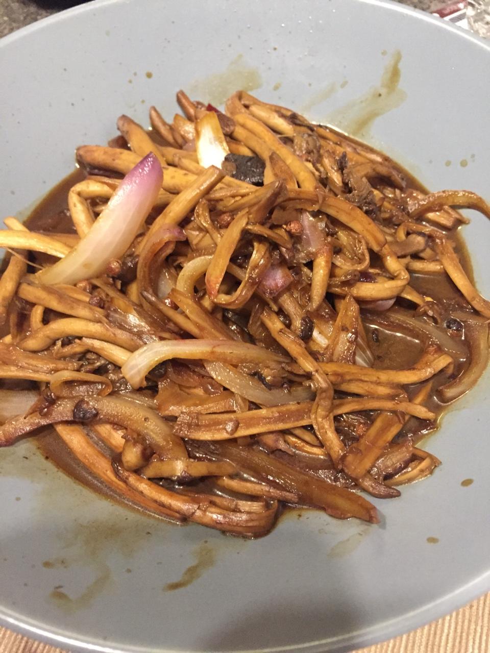 干煸茶树菇