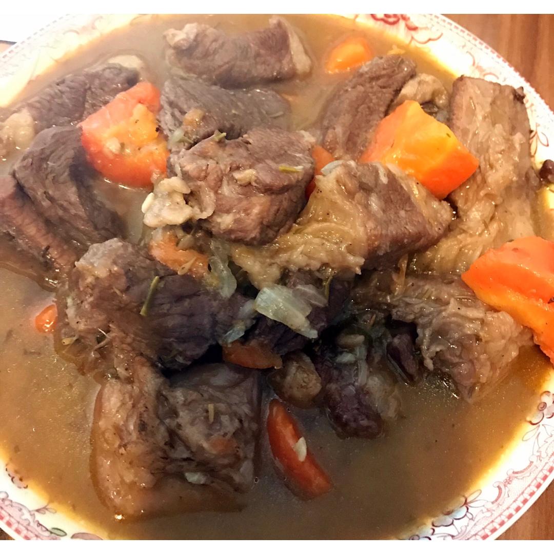 红酒炖牛肉 Beef Stew