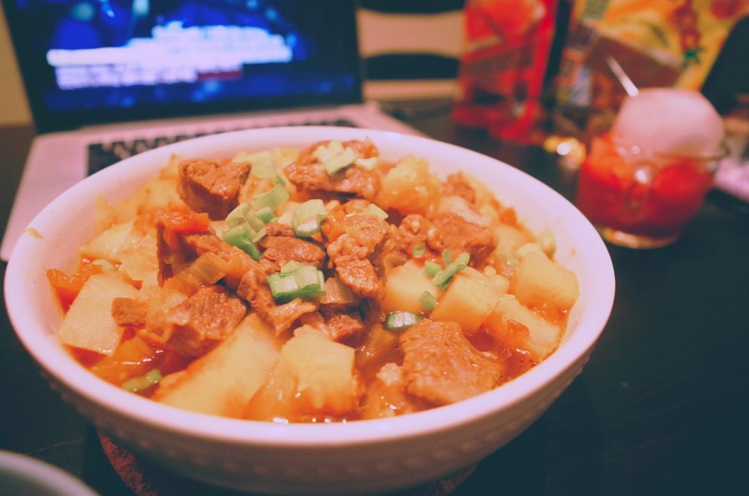 番茄土豆炖牛腩