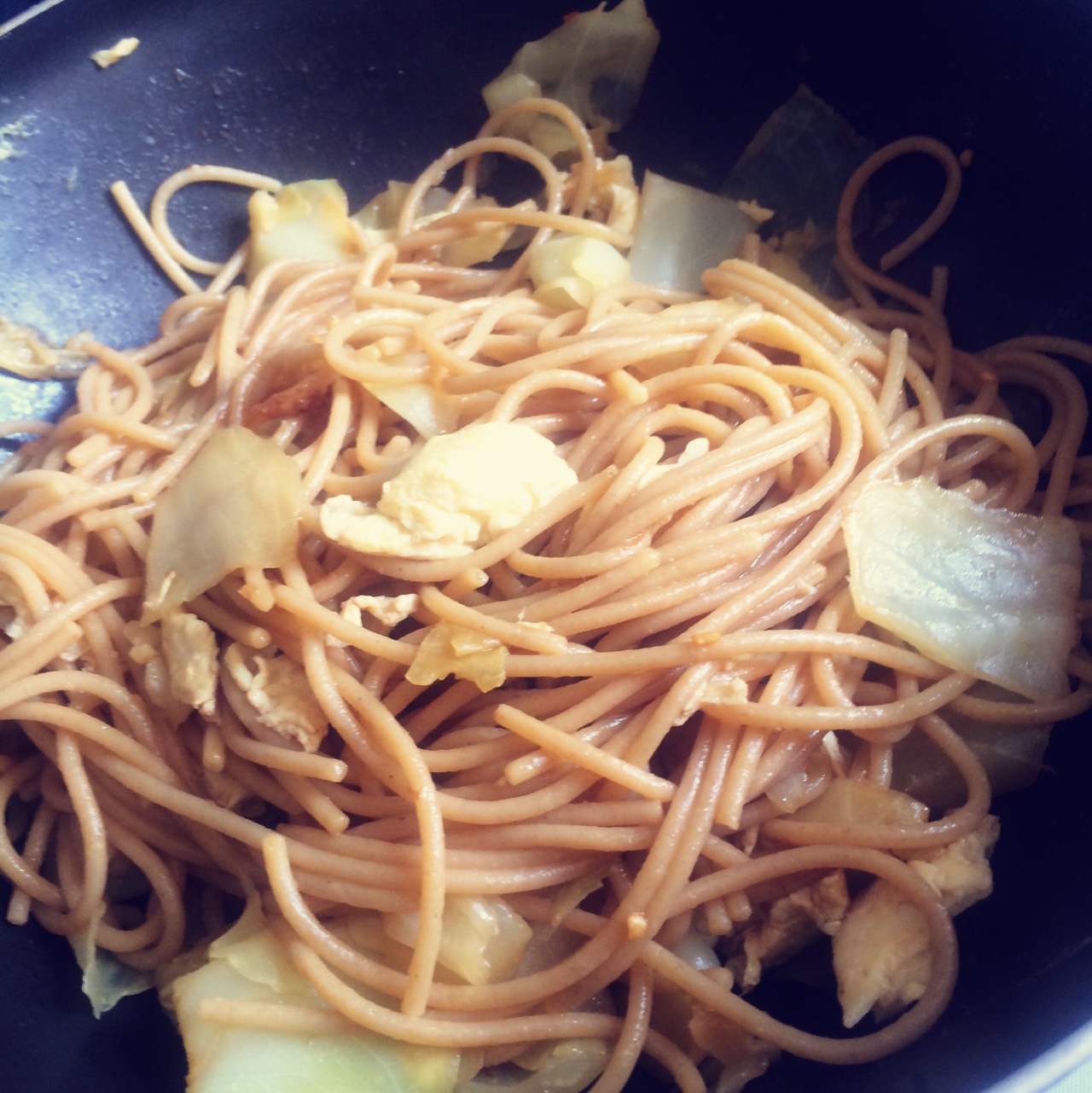 包菜粉丝炒鸡蛋