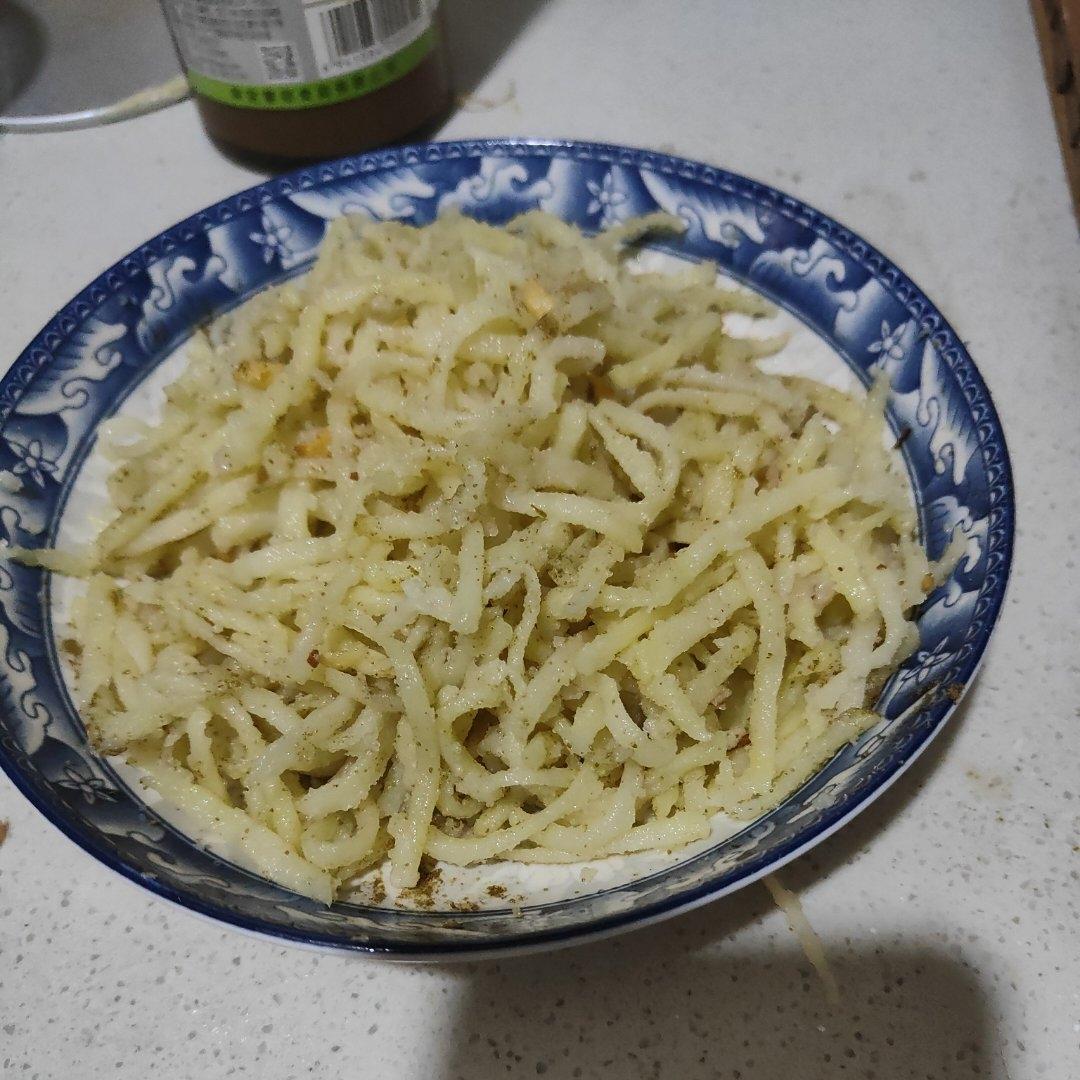 家常蒸菜土豆丝