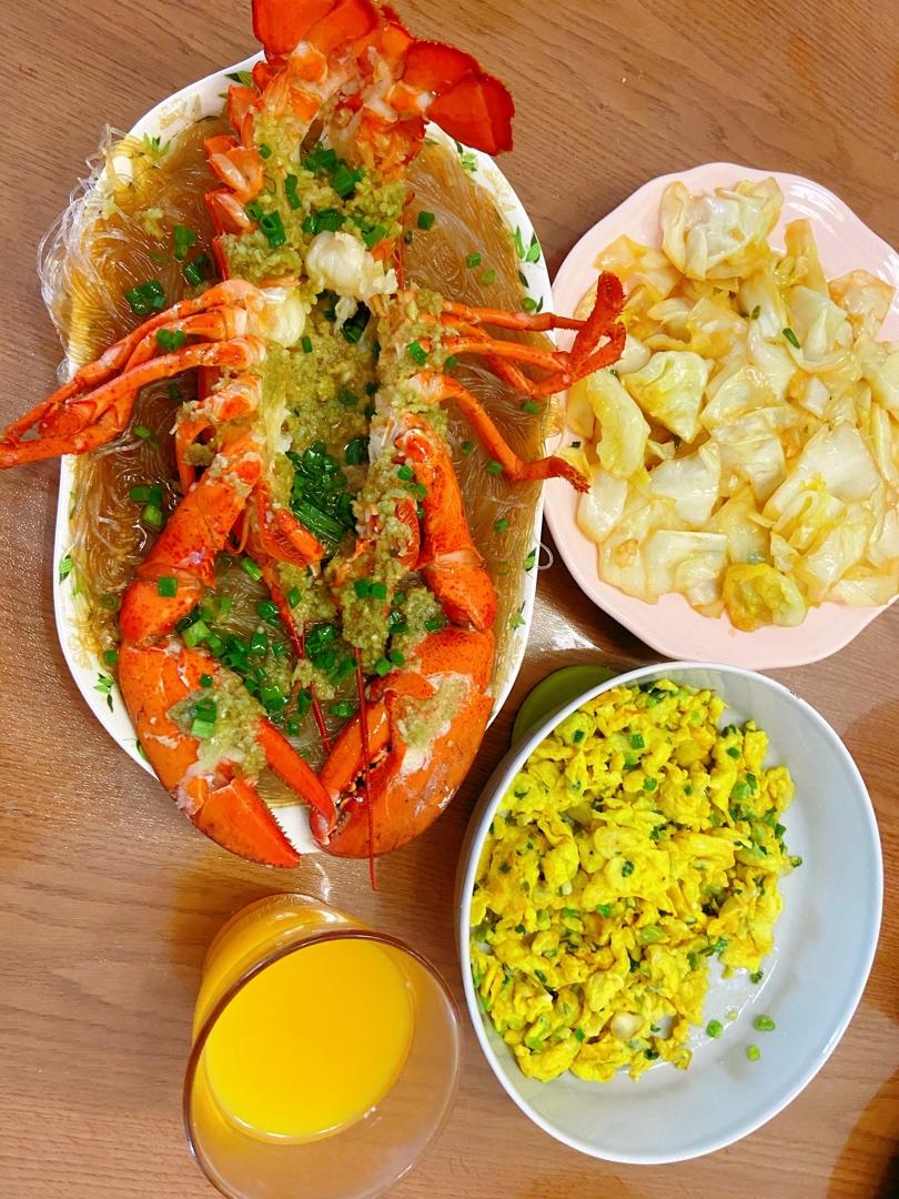 蒜蓉龙虾蒸粉丝