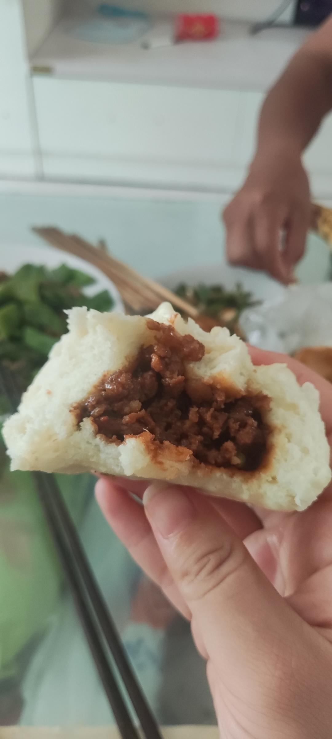 酱肉包 哎呀 太香了！