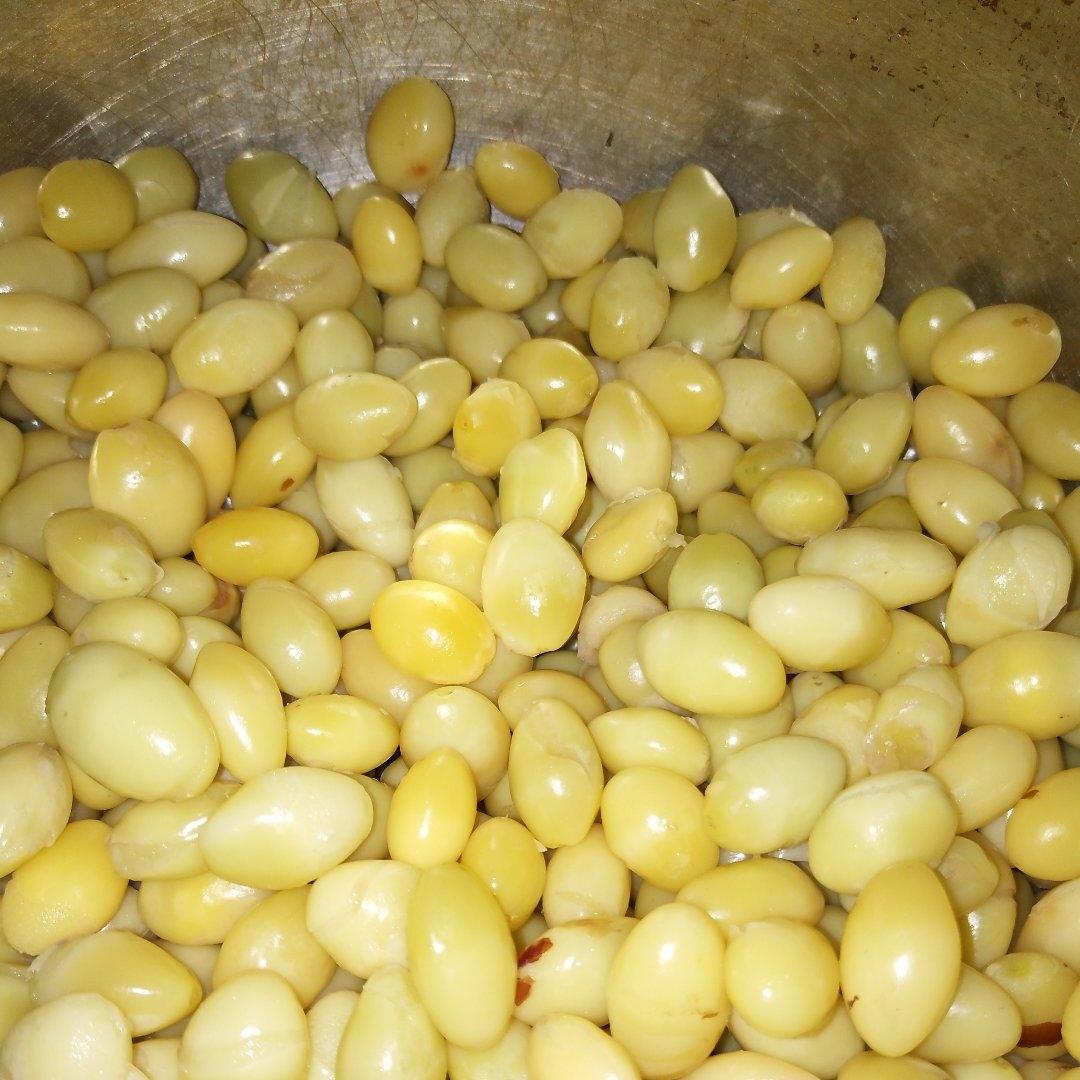 许水琴做的再简单不过的煮白果