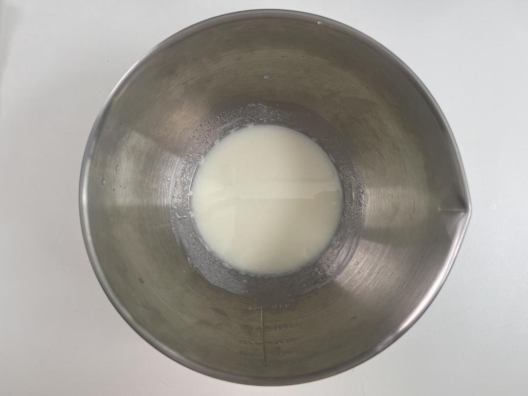 纯奶手撕吐司的做法 步骤1