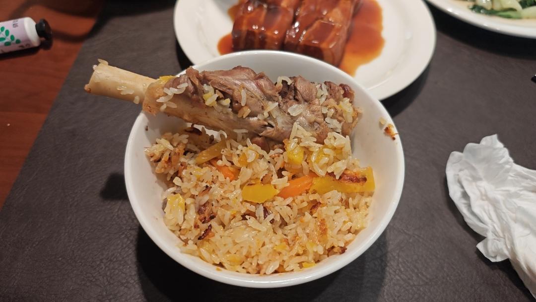羊肉手抓饭