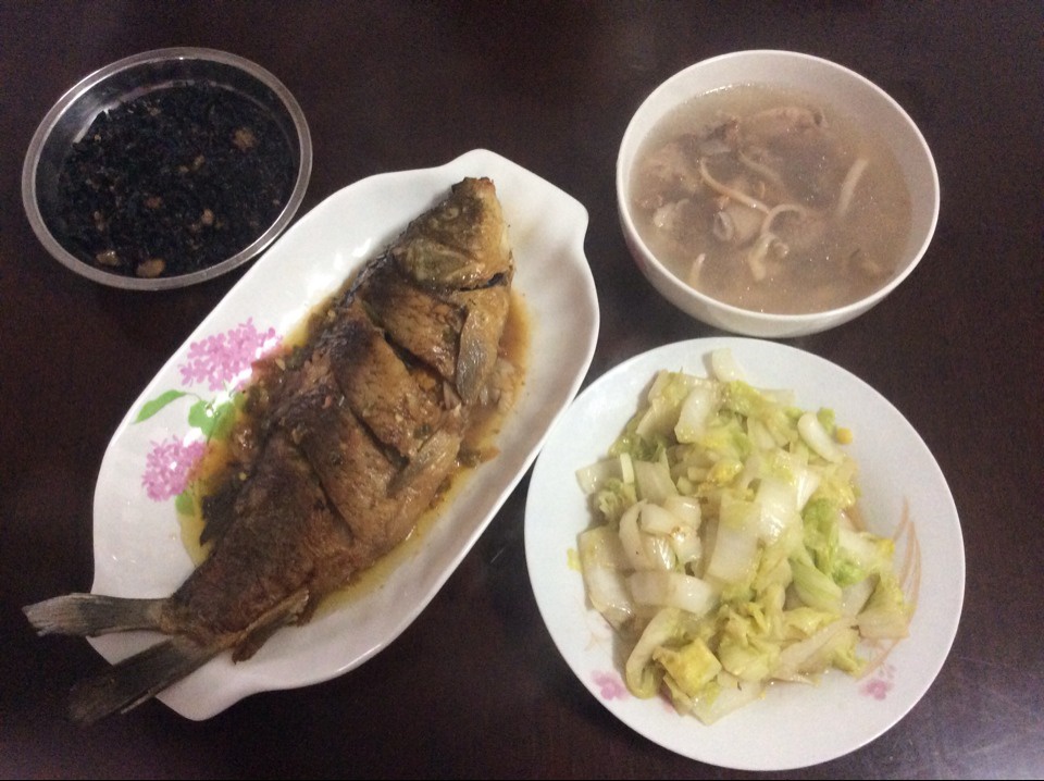 红烧鲫鱼