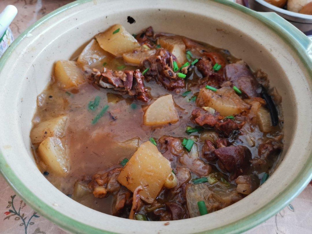 羊肉炖白萝卜