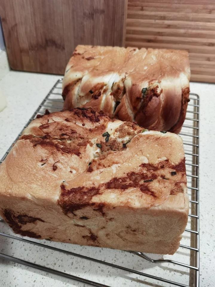 料多多系列---肉松吐司