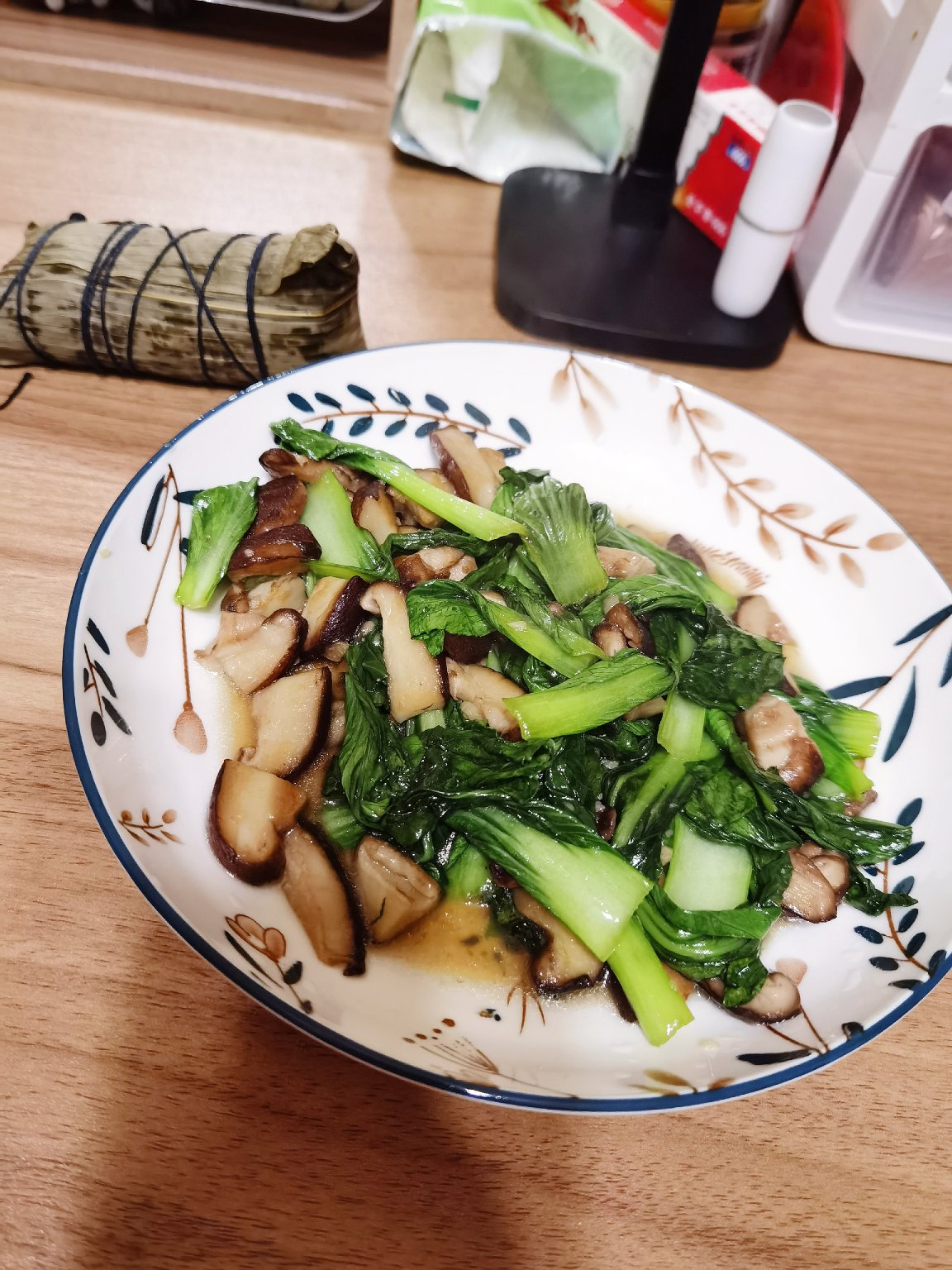 清炒香菇青菜