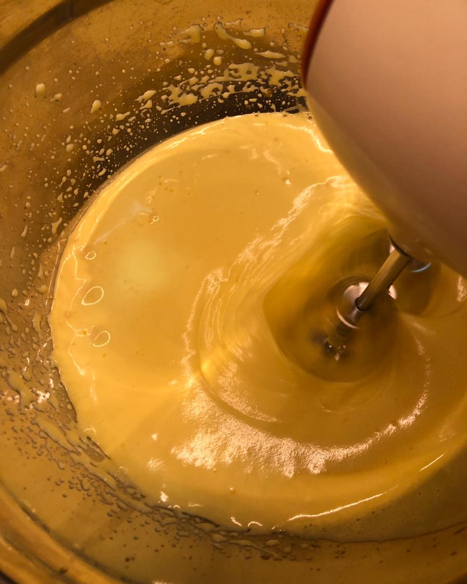 🍰无水无油纸杯蛋糕（超快手无泡打粉）