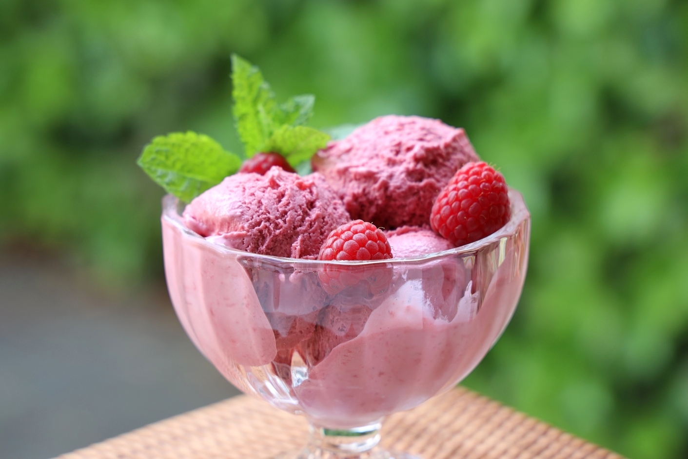 树莓冰淇淋 Himbeereis的做法