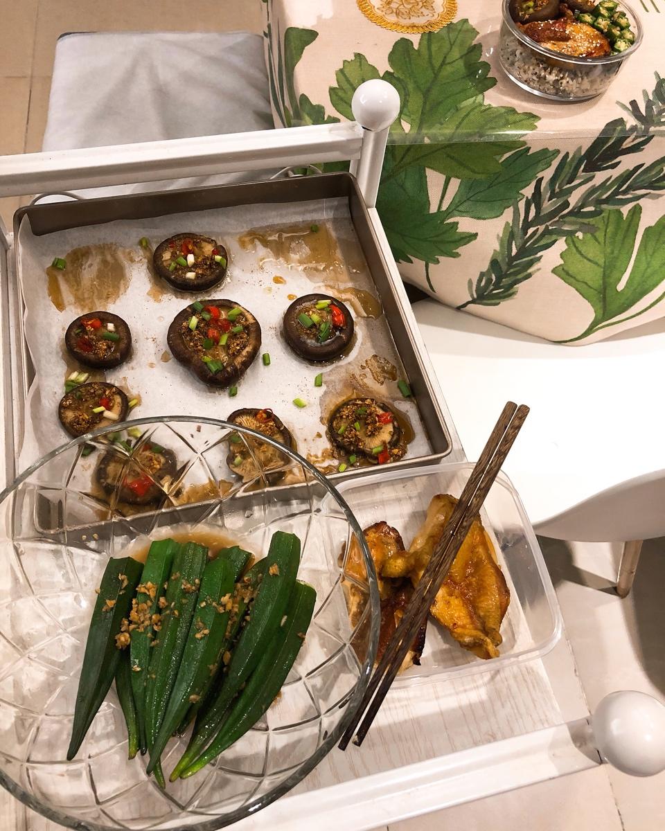 【蒜蓉烤香菇】