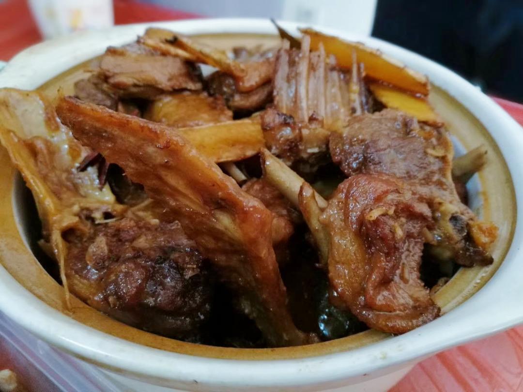 姜母啤酒鸭