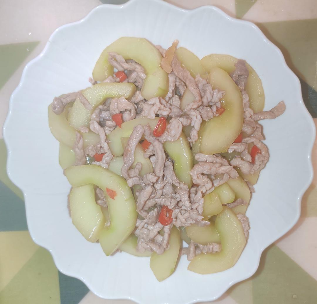 黄瓜炒瘦肉的做法