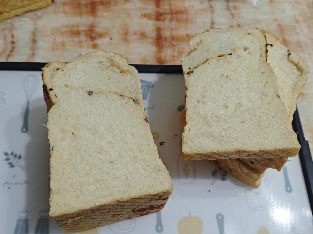 香葱肉松手撕吐司
