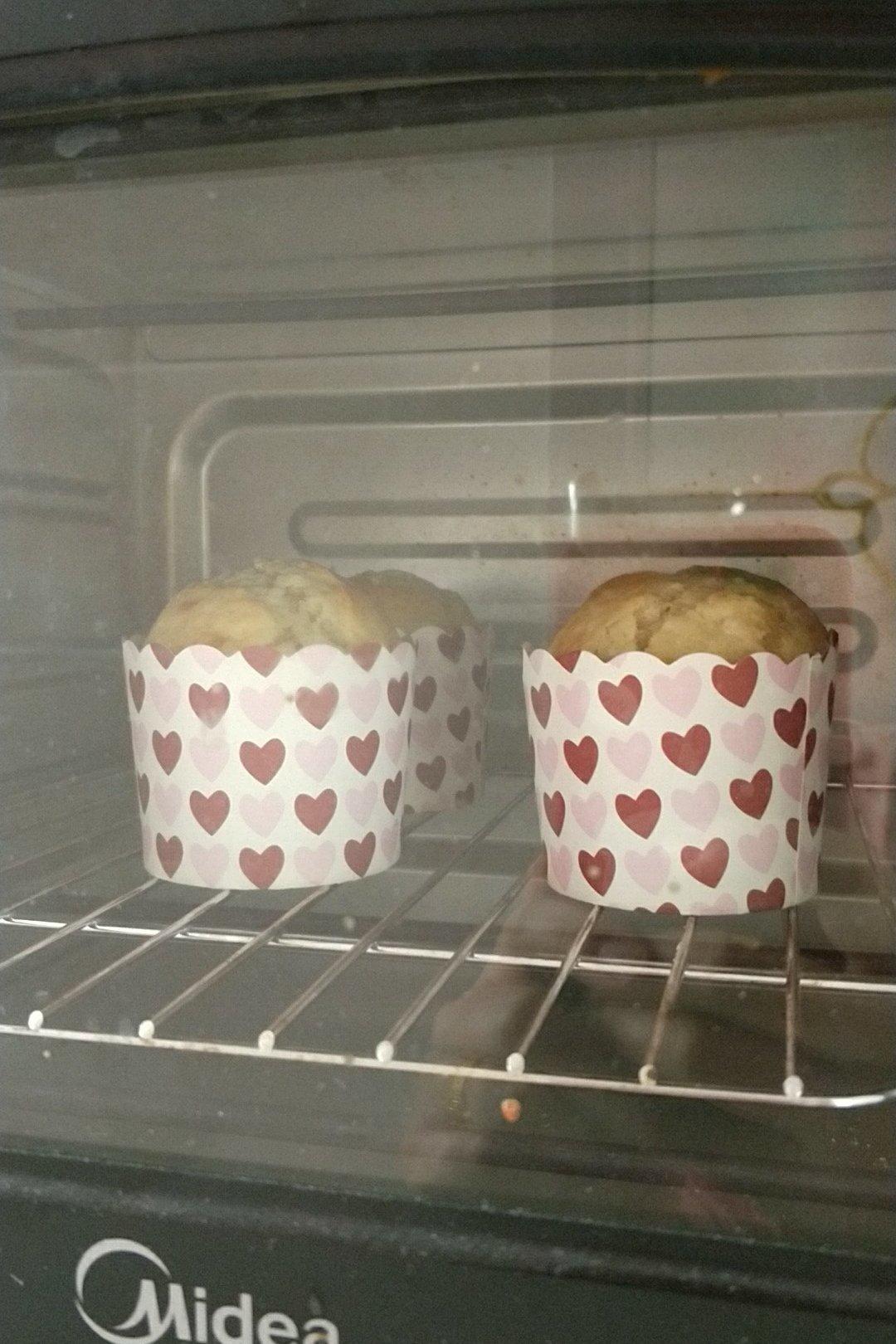 快手香蕉纸杯蛋糕