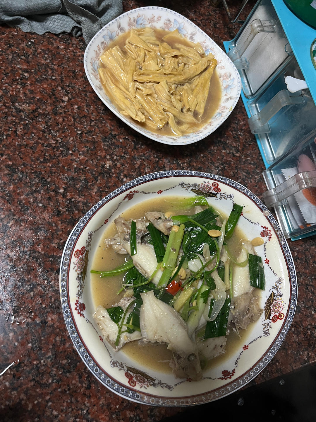 黄豆酱剥皮鱼(迪仔鱼)