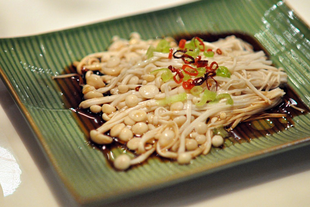 白灼金针菇