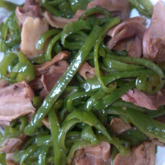 青椒炒肚片