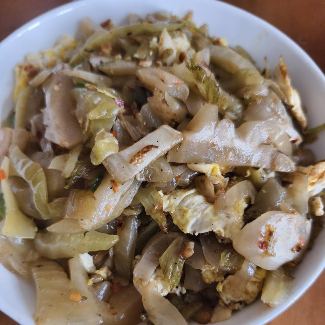 酸菜炒鸡蛋